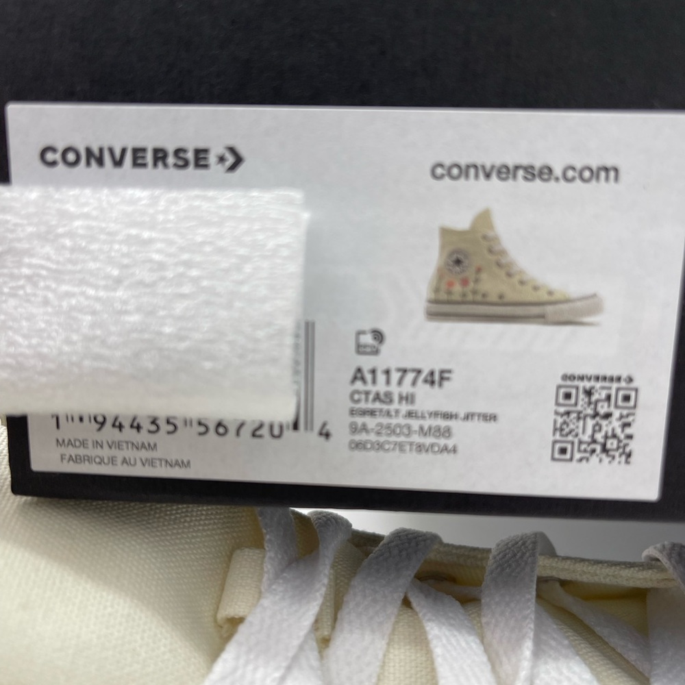 Converse WMNS High-Tops Pink Floral
CTAS HI
CORE FAT JELLYEIGH JITTER Sneakers - Picture 15 of 16